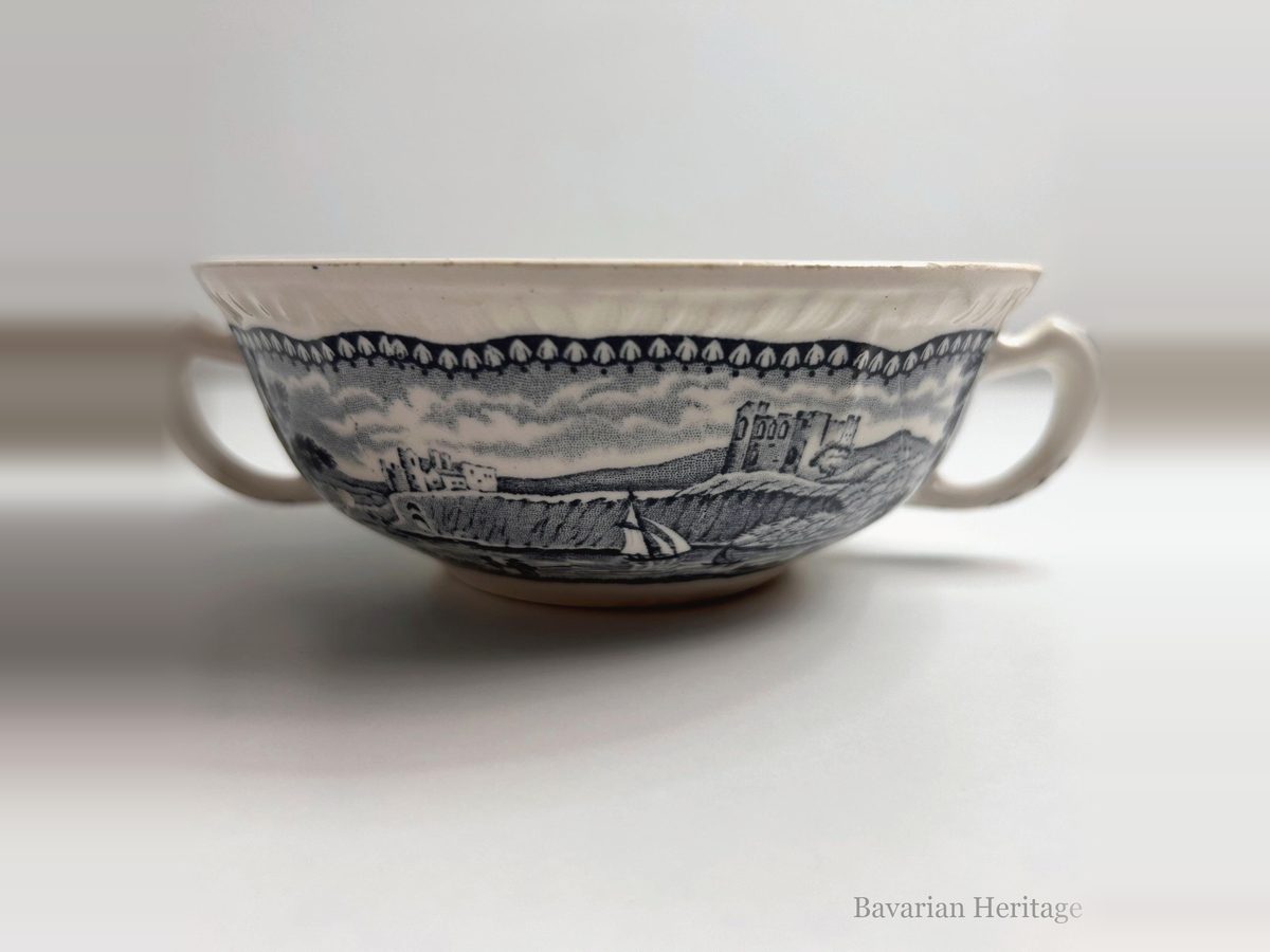 Tazza da brodo a due manici Bristol Scenes Chepstow Castle con rovine del castello