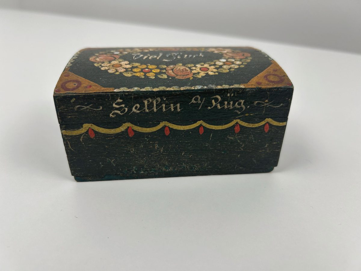 Portagioie dipinto con la scritta Sellin a Rügen